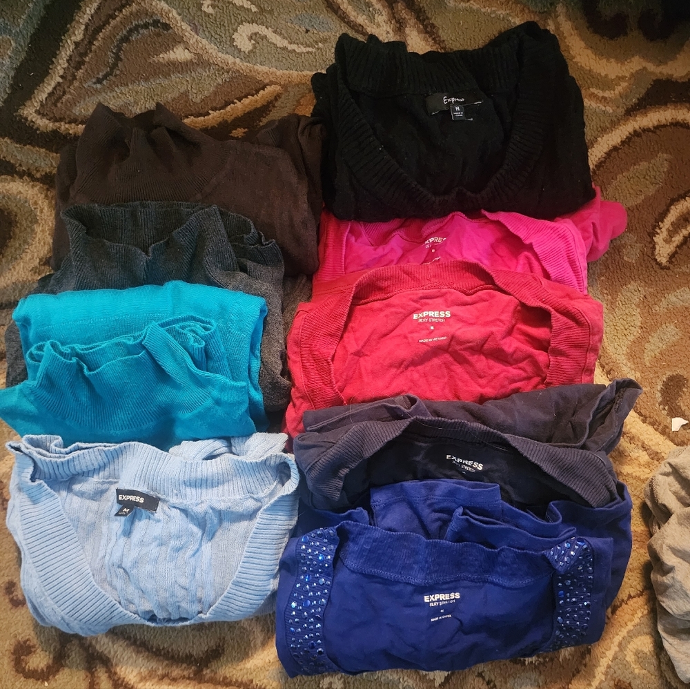 Lot of Express Brand winter tops Sixe M
